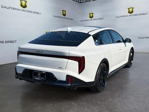 2025 Kia K4 GT-Line Turbo