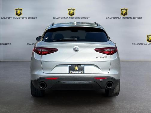 2020 Alfa Romeo Stelvio Base