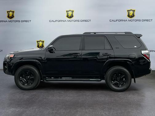 Midnight Black Metallic 2022 Toyota 4Runner SR5