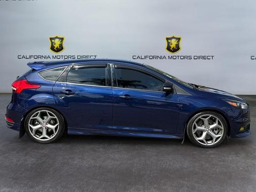 2017 Ford Focus ST