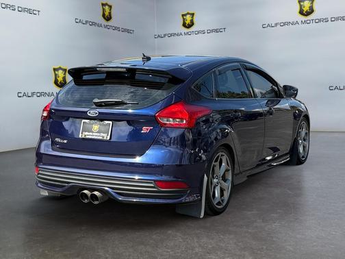 2017 Ford Focus ST