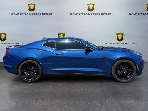 2021 Chevrolet Camaro RWD Coupe LT1
