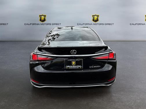 Caviar 2024 Lexus ES 300h Base