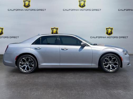 2018 Chrysler 300 S
