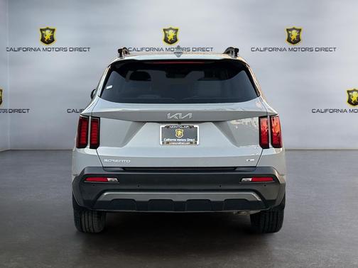 2023 Kia Sorento S