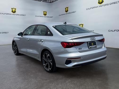 Florett Silver Metallic 2022 Audi A3 Premium