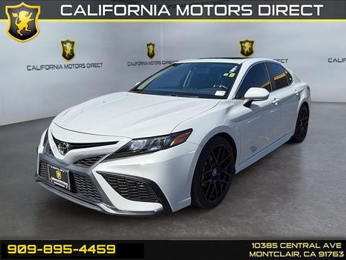 Ice Edge 2023 Toyota Camry SE
