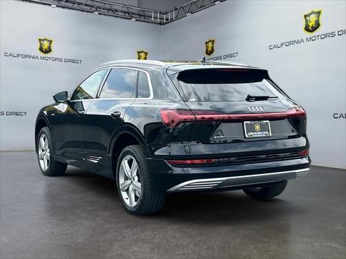 2019 Audi e-tron Premium Plus