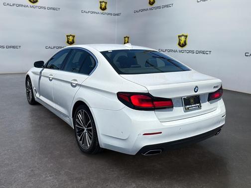 Alpine White 2021 BMW 530 530i