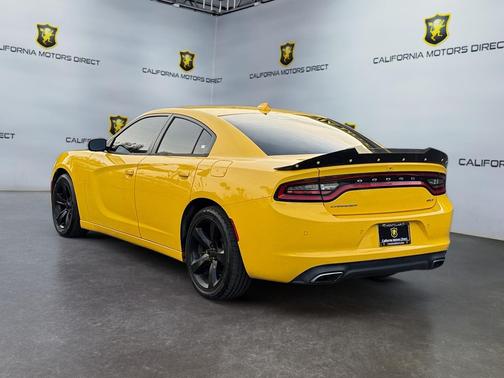 2018 Dodge Charger SXT Plus