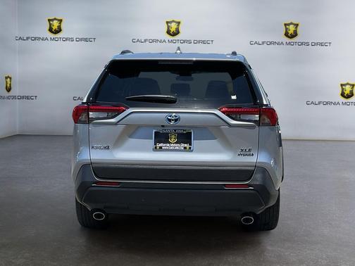 Silver Sky Metallic 2024 Toyota RAV4 Hybrid XLE