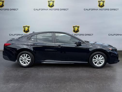 Midnight Black Metallic 2025 Toyota Camry SE