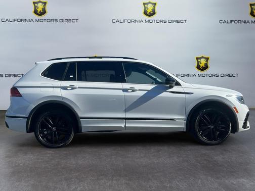 2022 Volkswagen Tiguan 2.0T SE R-Line Black