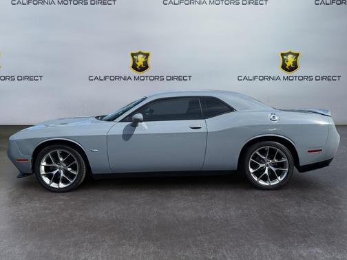 Smoke Show 2020 Dodge Challenger GT