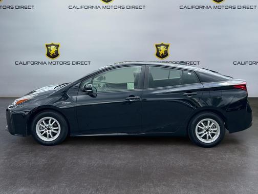 Midnight Black Metallic 2020 Toyota Prius LE