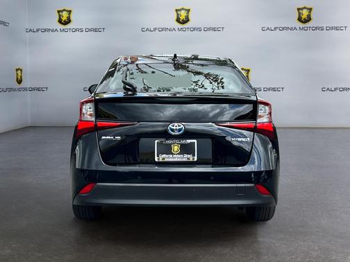 Midnight Black Metallic 2020 Toyota Prius LE