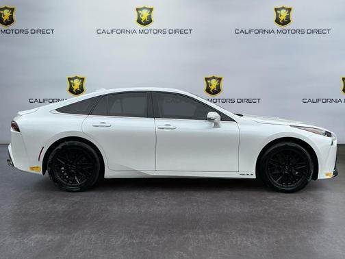 2021 Toyota Mirai Base