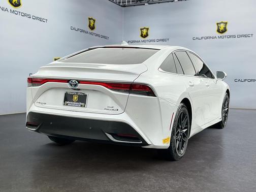 2021 Toyota Mirai Base