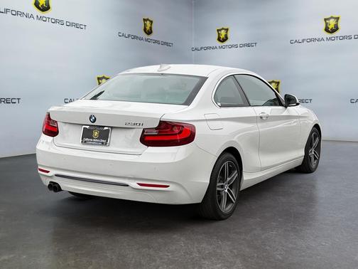 2017 BMW 230 230i