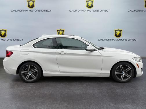 2017 BMW 230 230i
