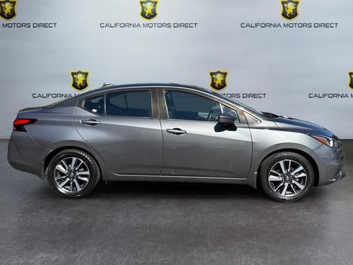2021 Nissan Versa 1.6 SV