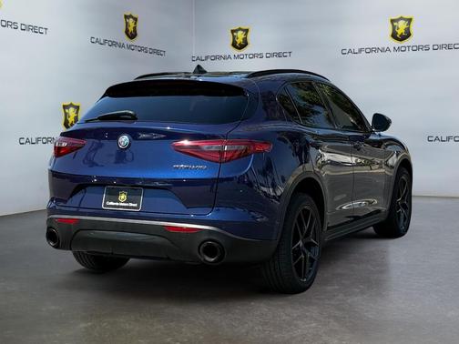 2020 Alfa Romeo Stelvio Base