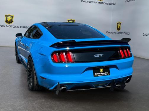 GRABBER BLUE 2017 Ford Mustang GT
