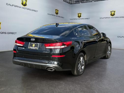 2019 Kia Optima LX