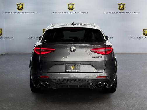 2020 Alfa Romeo Stelvio Quadrifoglio