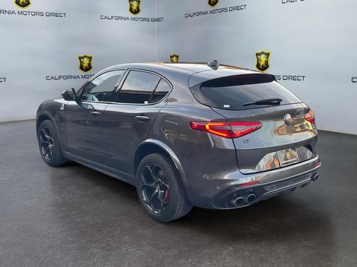 2020 Alfa Romeo Stelvio Quadrifoglio