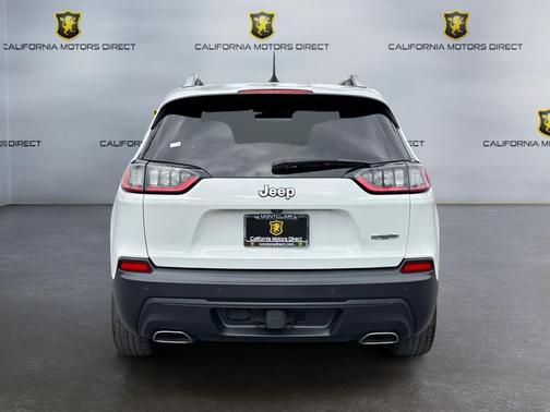 Bright White Clearcoat 2019 Jeep Cherokee Latitude Plus