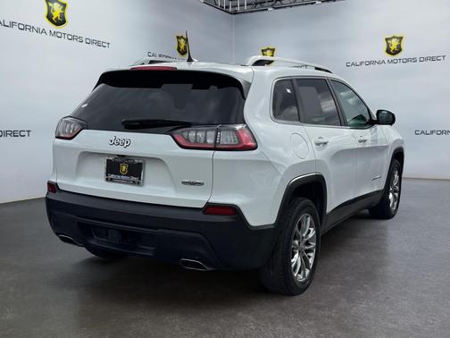 Bright White Clearcoat 2019 Jeep Cherokee Latitude Plus