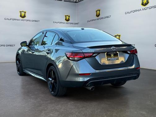 2022 Nissan Sentra SR