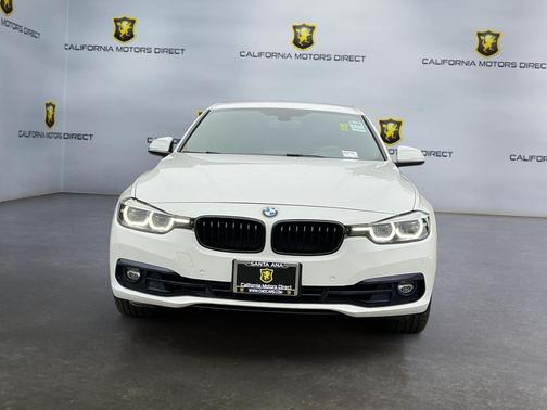 Alpine White 2018 BMW 330 330i