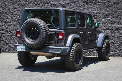 Photo 4 of 24 of 2019 Jeep Wrangler Unlimited Sport
