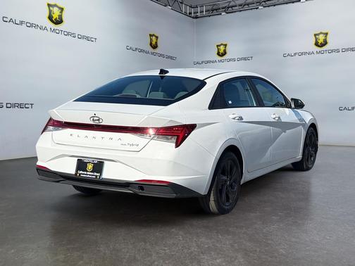 2023 Hyundai ELANTRA HEV Blue