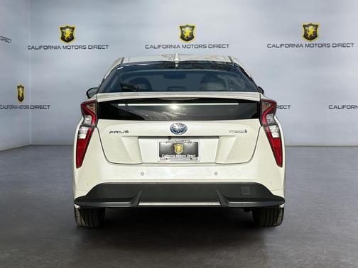 2016 Toyota Prius Four Touring