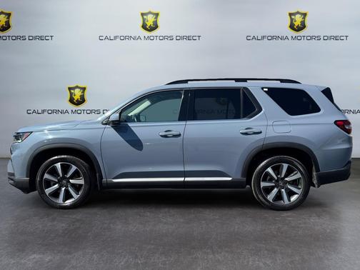 Sonic Gray Pearl 2023 Honda Pilot Touring 8-Passenger