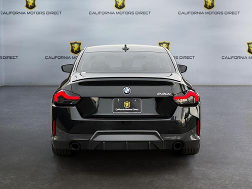 2022 BMW 230 i