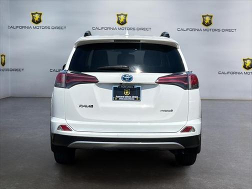 2018 Toyota RAV4 Hybrid LE