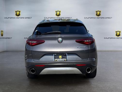 Vesuvio Gray Metallic 2019 Alfa Romeo Stelvio Base
