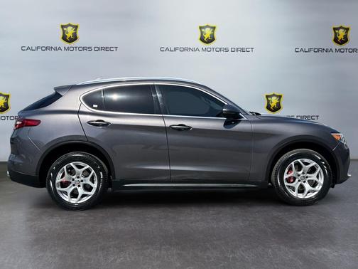Vesuvio Gray Metallic 2019 Alfa Romeo Stelvio Base