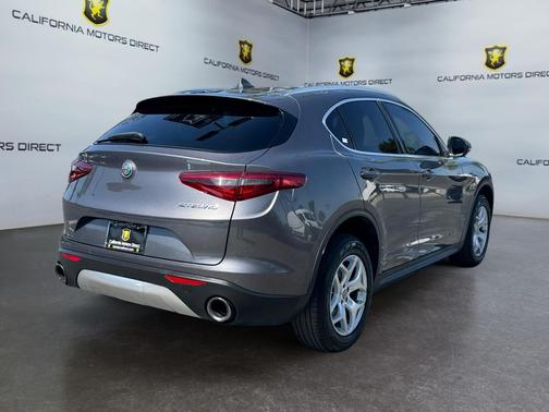 Vesuvio Gray Metallic 2019 Alfa Romeo Stelvio Base