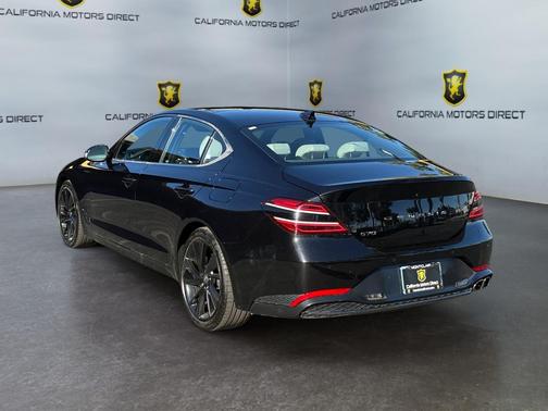 2023 Genesis G70 2.0T RWD