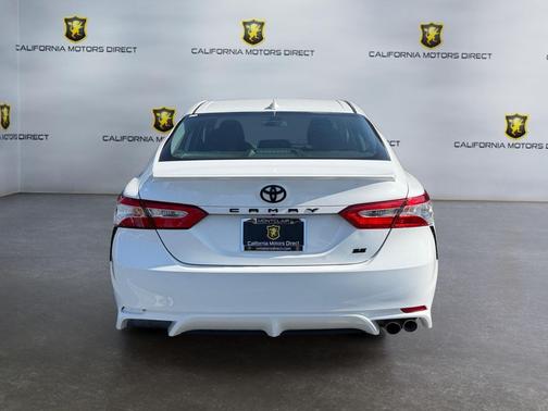 White 2022 Toyota Camry SE