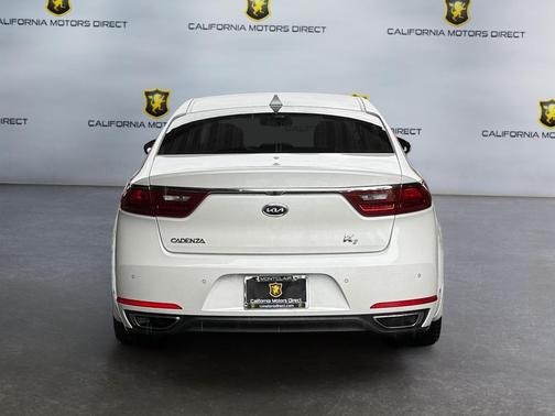 2019 Kia Cadenza Premium