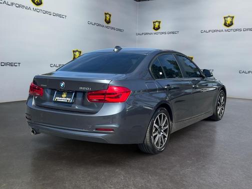 Mineral Gray Metallic 2016 BMW 320 i