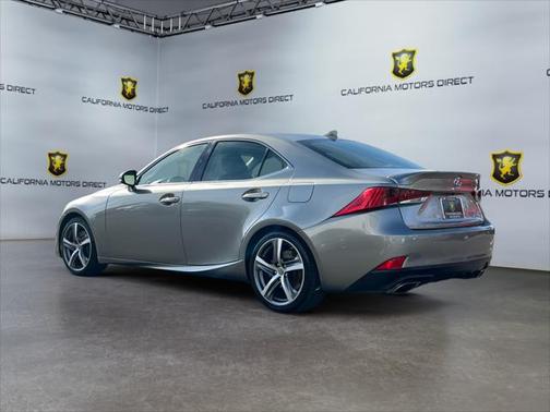 2018 Lexus IS 300 Base