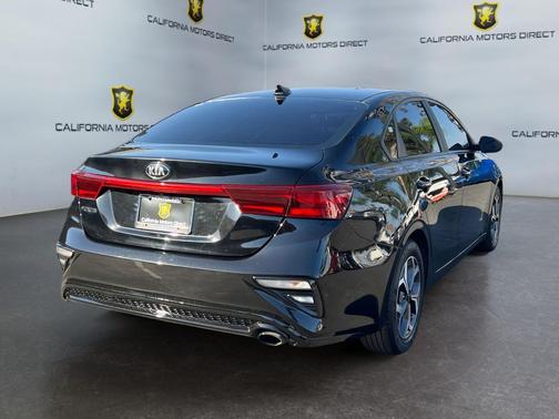 Aurora Black 2021 Kia Forte LXS