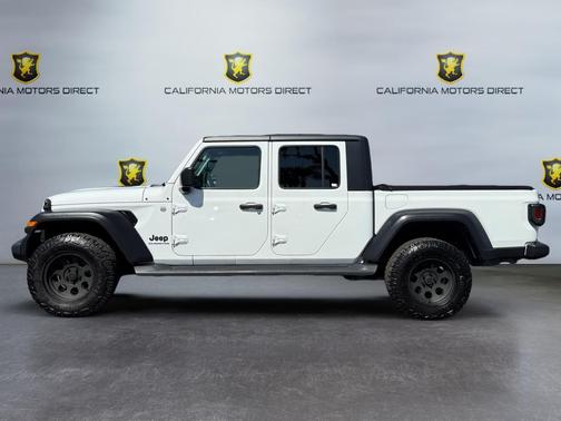 Bright White Clearcoat 2020 Jeep Gladiator Sport S